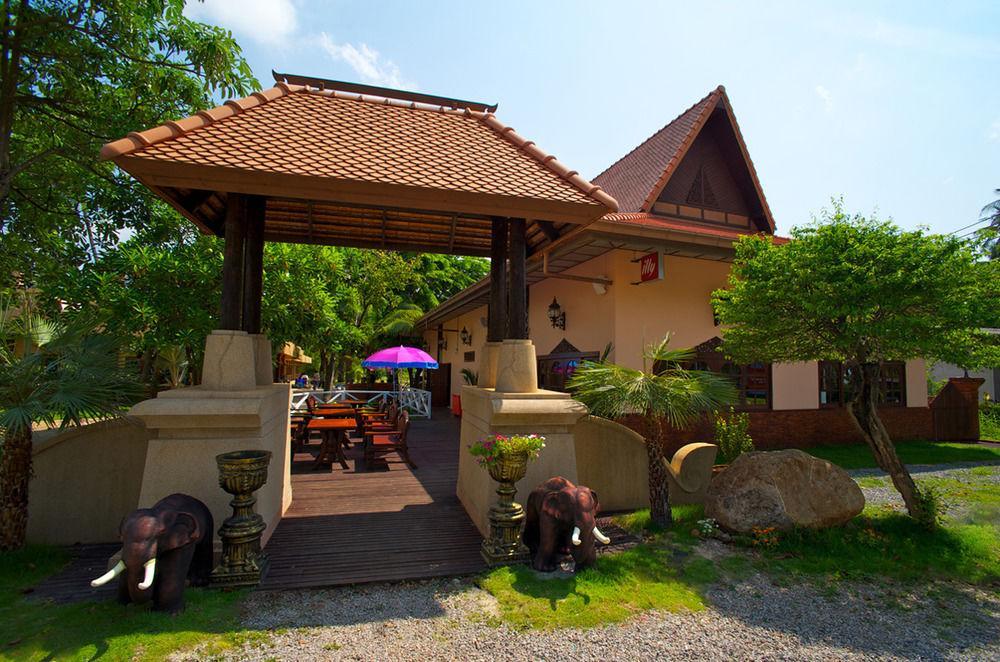 Boom Boom Beach Resort Chanthaburi Exterior photo