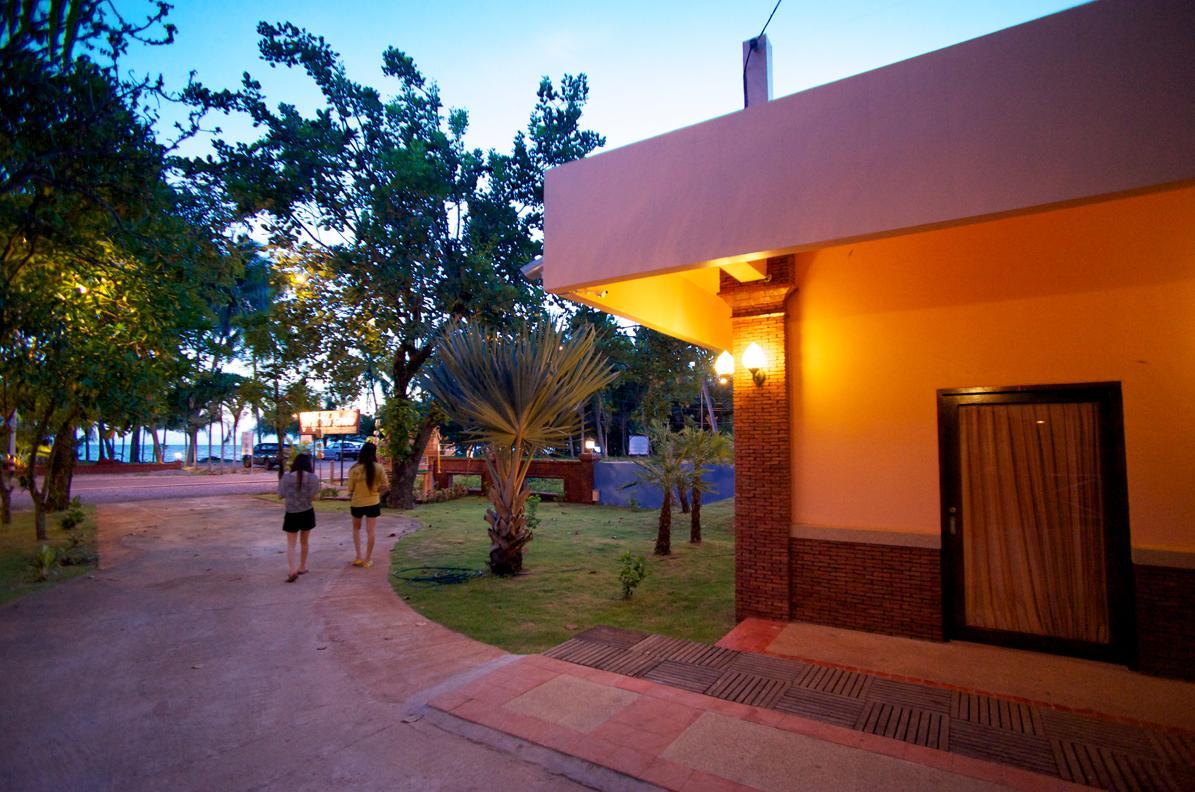 Boom Boom Beach Resort Chanthaburi Exterior photo