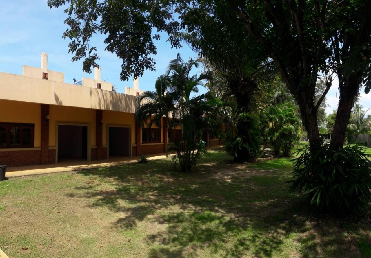 Boom Boom Beach Resort Chanthaburi Exterior photo